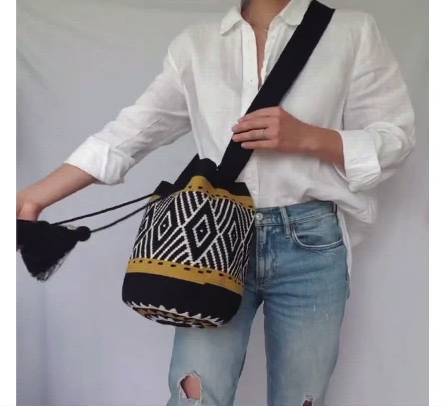 La Realeza Wayuu Bag