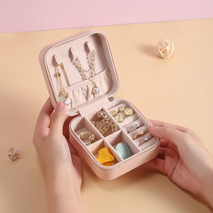 Medium Jewelry Case