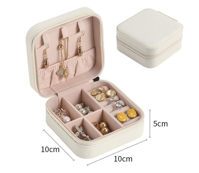 Medium Jewelry Case